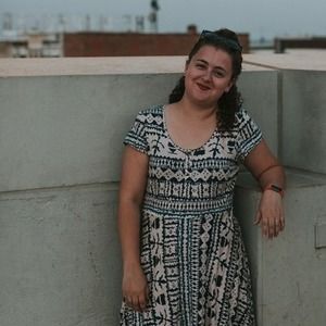 Meet your Posher, Crystal